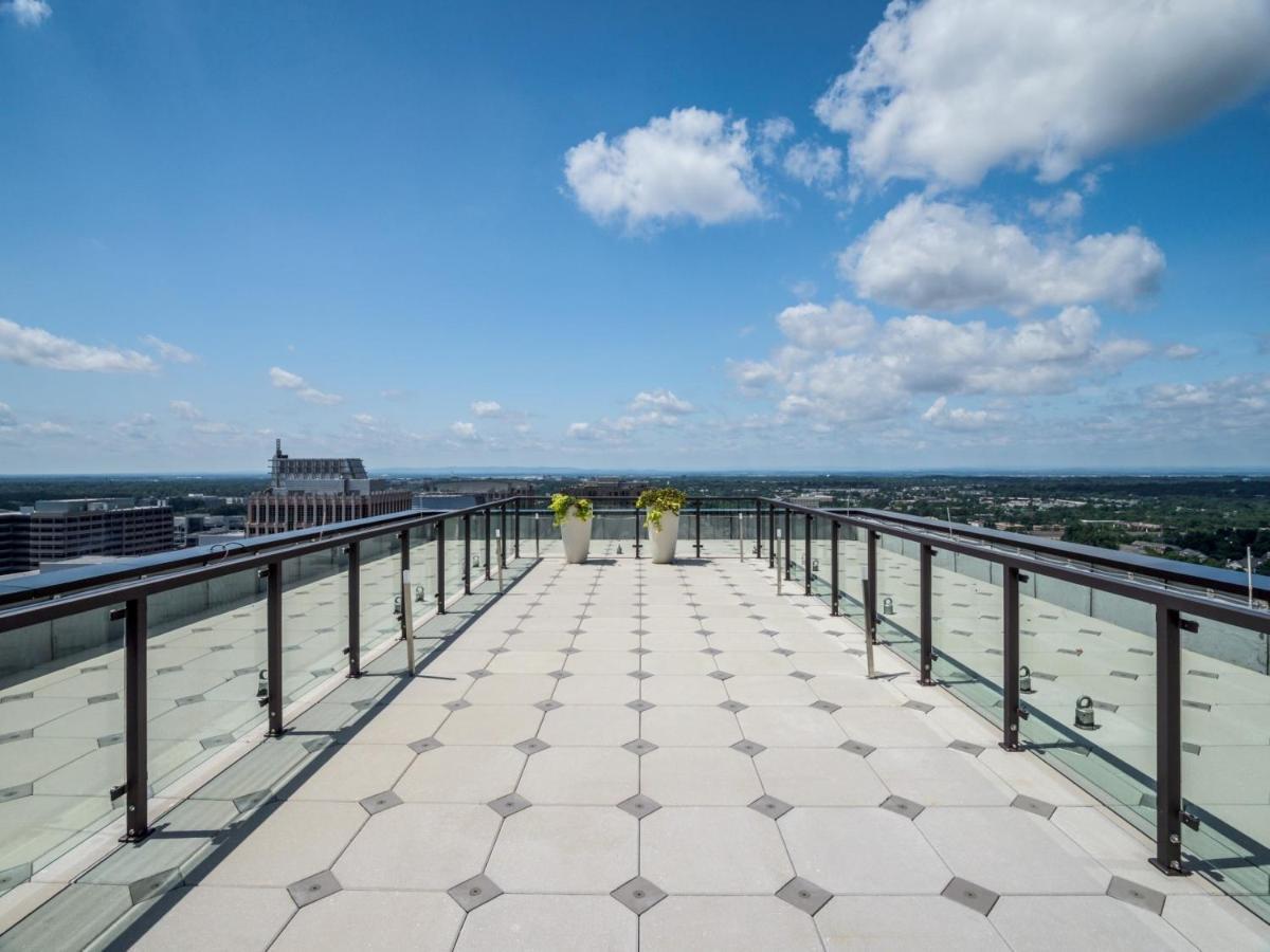 Bluebird Suites At Reston Town Center Exterior foto