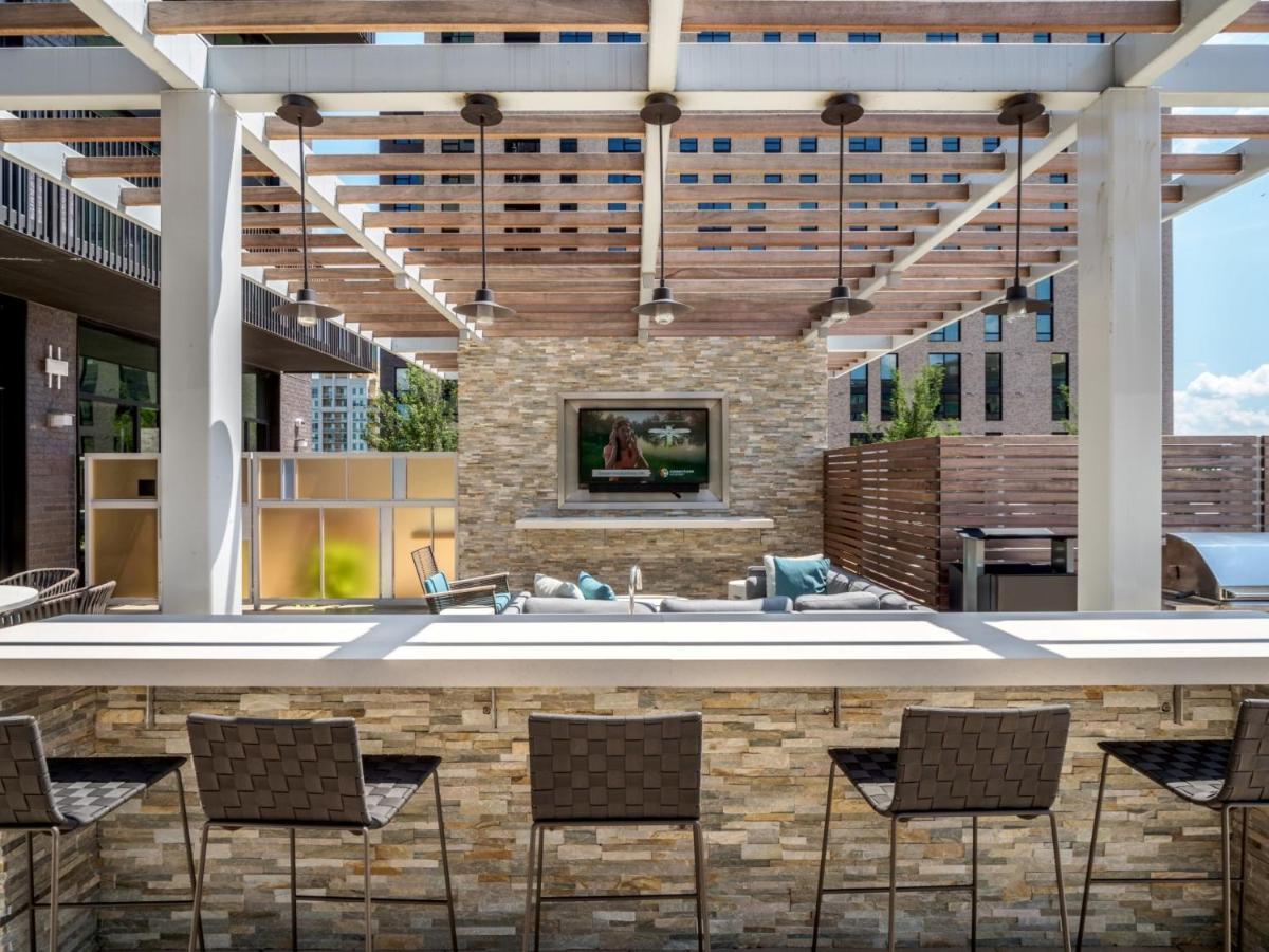 Bluebird Suites At Reston Town Center Exterior foto